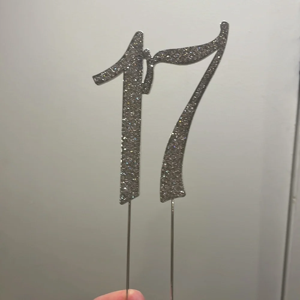 17 cake topper